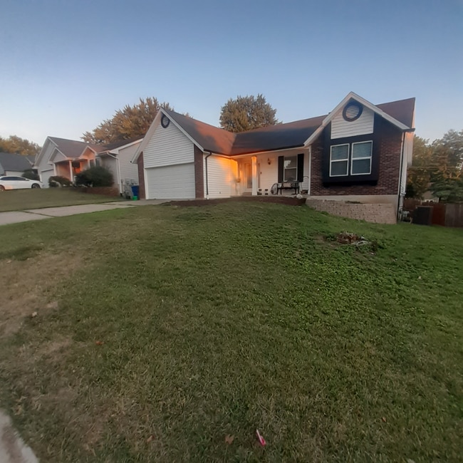 Building Photo - 1163 Colby Dr