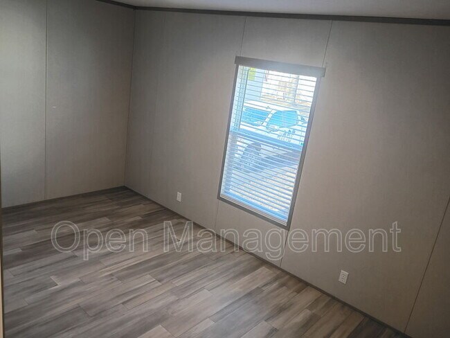 Building Photo - 7534 US-60