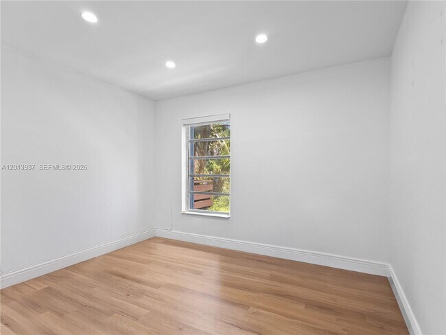 Building Photo - 7487 SW 82nd St