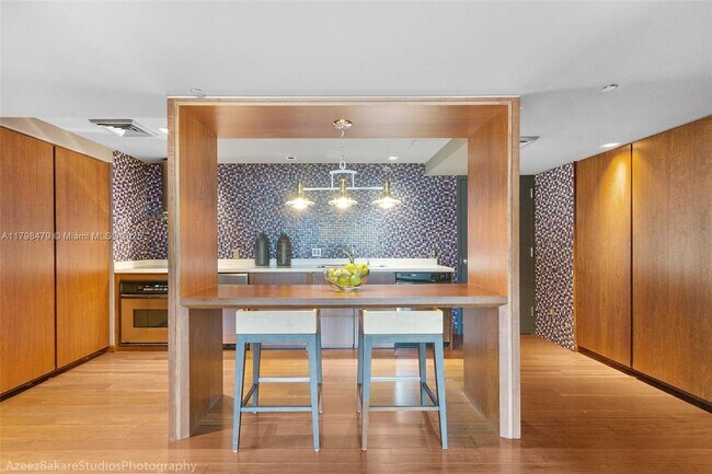 Building Photo - 325 Biscayne Blvd