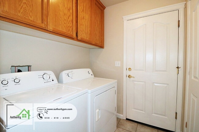 Building Photo - 2603 Lynaco Ct