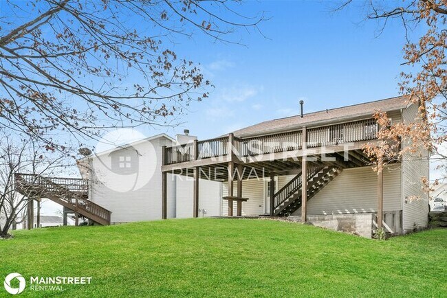 Building Photo - 8 Shady Village Ct, Lake St. Louis, MO 63367