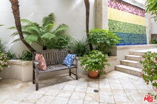 Building Photo - 15425 Antioch St