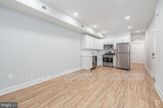 Building Photo - 2031 S 19th St