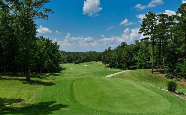 Building Photo - Luxury Golf Course Town Home with Master S...