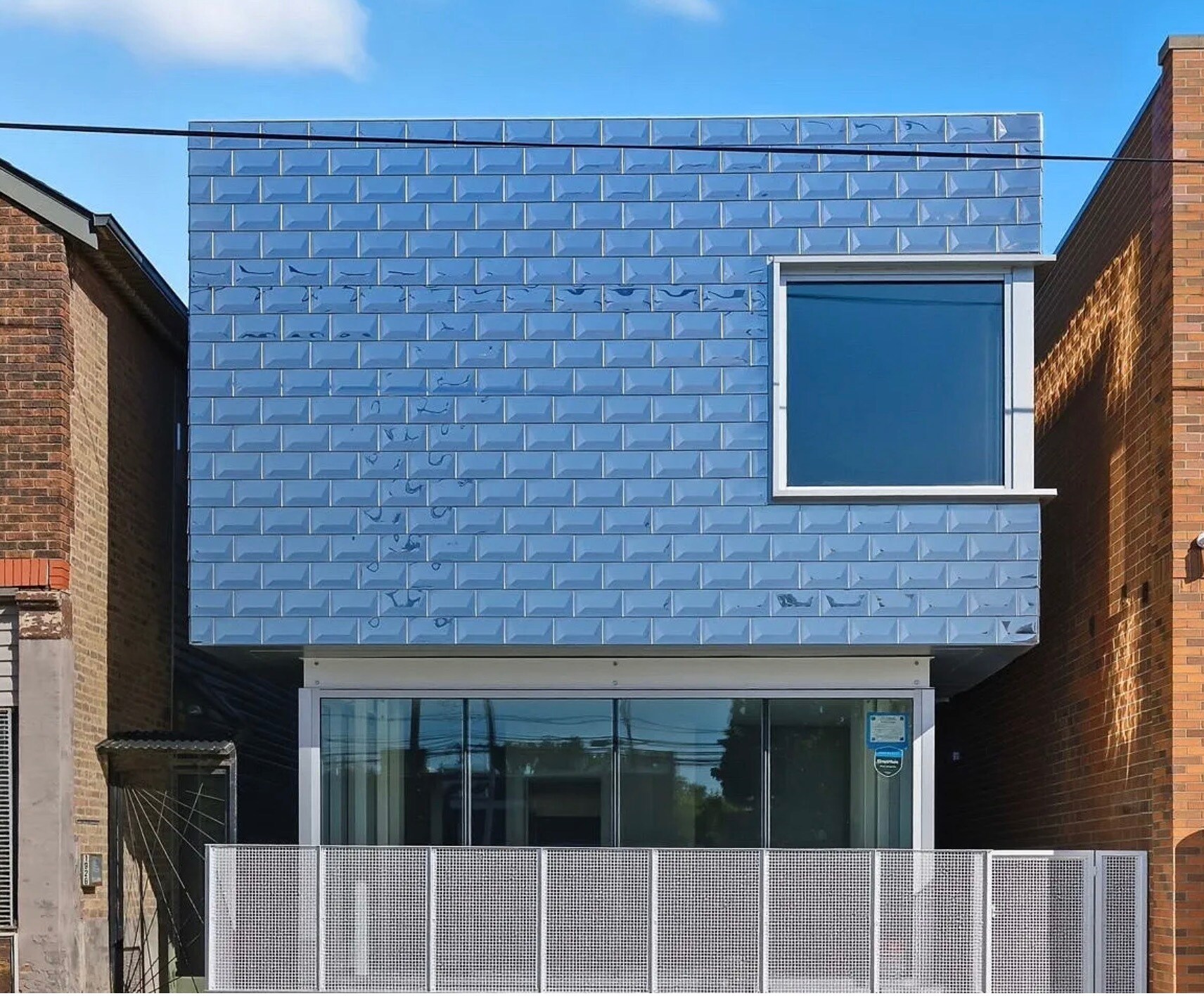 Building Photo - 1924 W Grand Ave