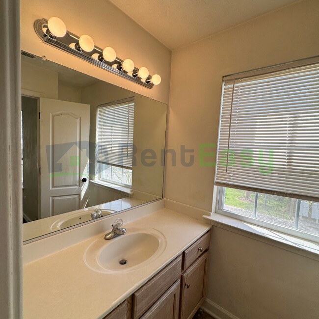 Building Photo - 5208 Pirata Pl