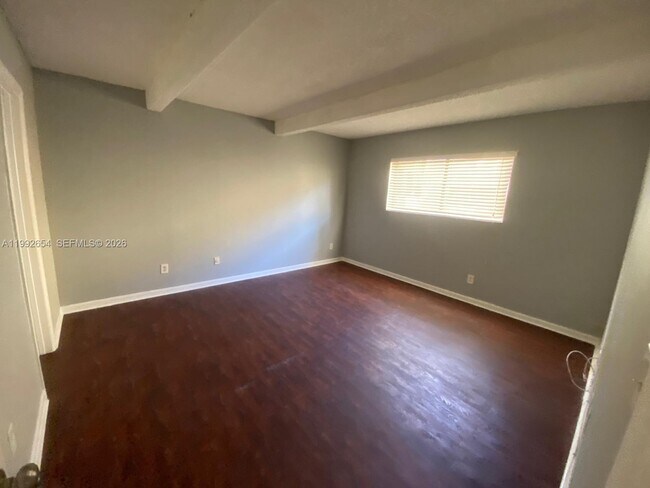 Building Photo - 1045 S Flagler Ave