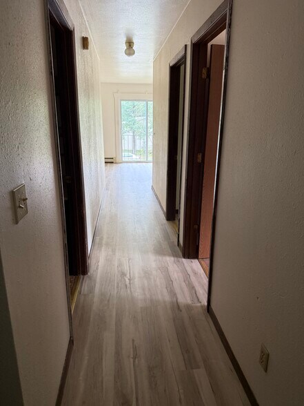 Building Photo - 1320 23rd Ave S