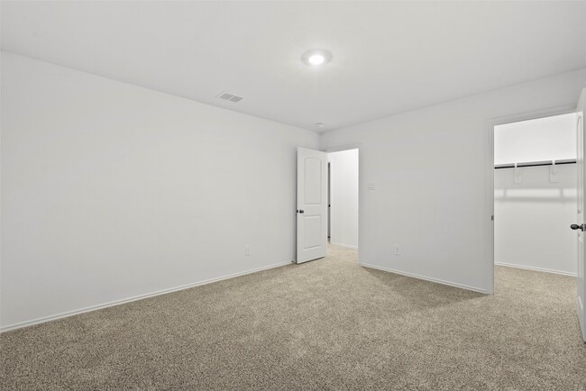 Building Photo - 6023 Ginevra Summers Dr