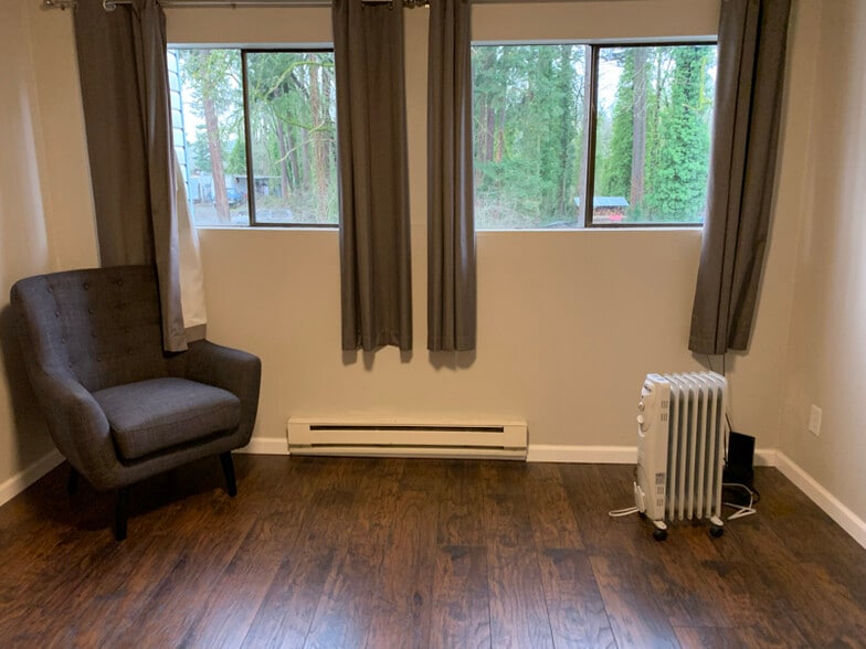 Building Photo - 15138 65th Ave S