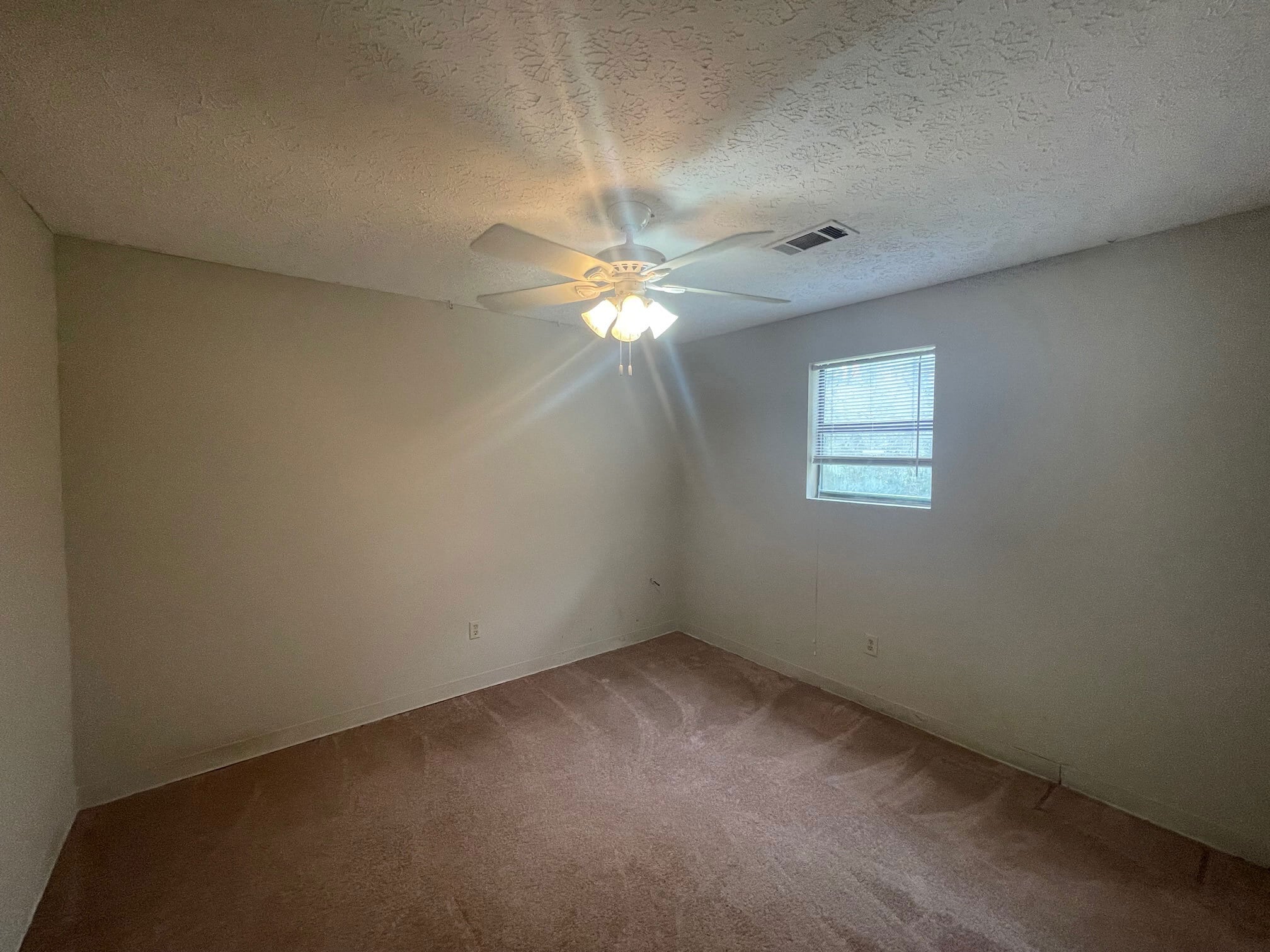 Building Photo - 68 Cedar Hill Cir