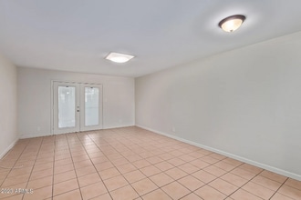 Building Photo - 7128 W Pierson St