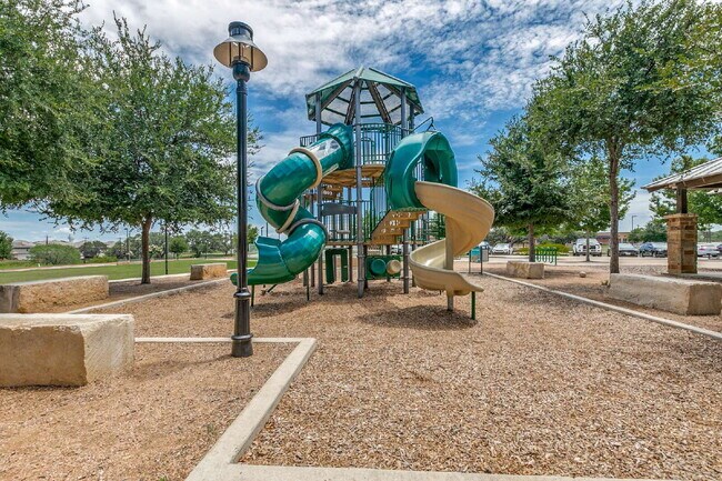 Building Photo - 15114 Cinnamon Teal