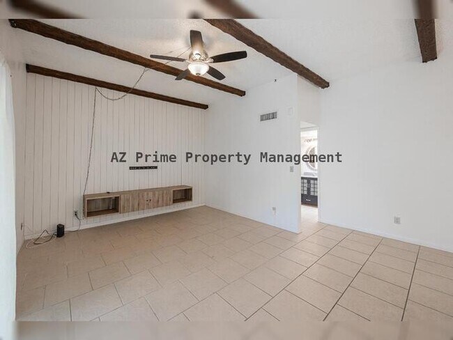 Building Photo - 625 S Allred Dr