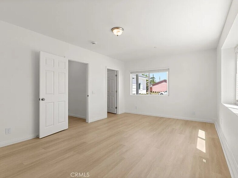Building Photo - 11821 Wutzke St