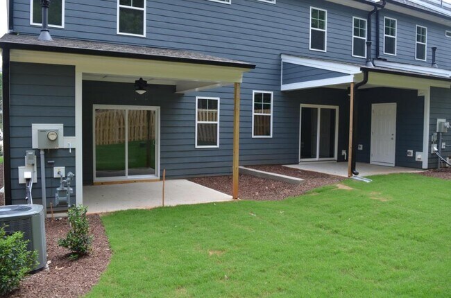 Building Photo - 312 Conrad Ln
