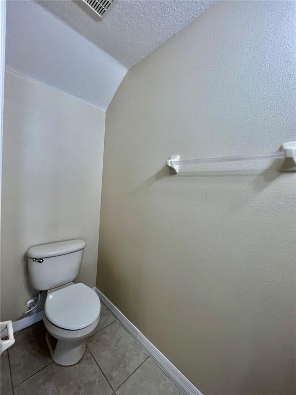Building Photo - 20464 Needletree Dr