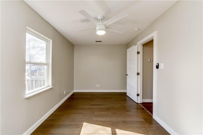 Building Photo - 4702 Bandera Rd