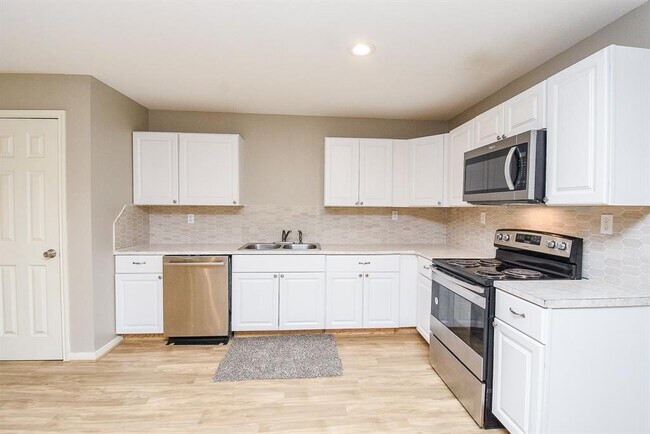 Building Photo - 15357 Ben Wiggins Rd