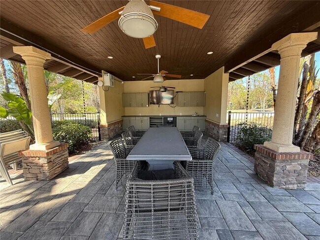 Building Photo - 4599 Almada Ln
