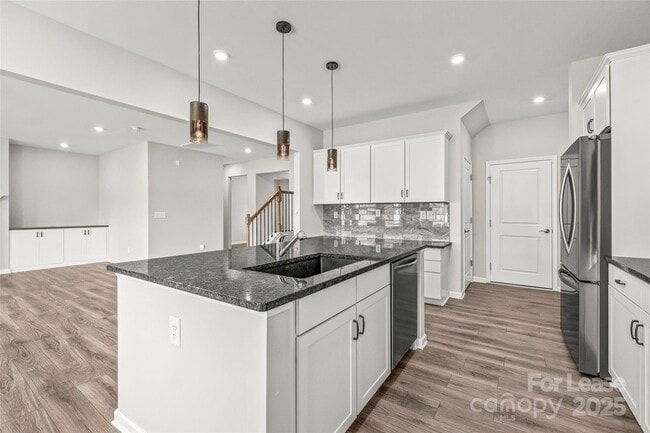 Building Photo - 5613 Amelia Ln