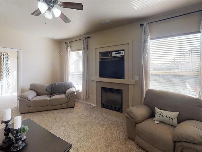 Building Photo - 8021 Lodi Ln