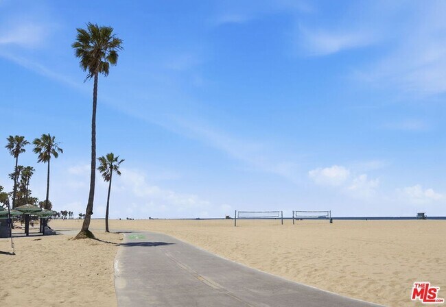 Building Photo - 510 Pacific Ave