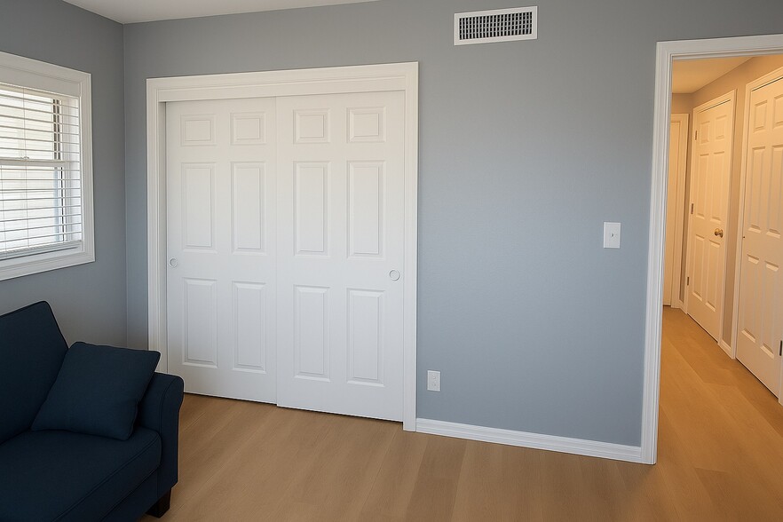 Building Photo - 6527 S West Shore Cir
