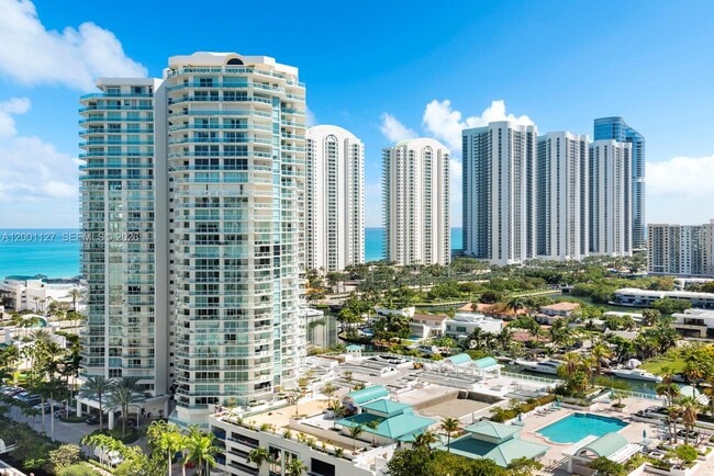 Building Photo - 300 Sunny Isles Blvd
