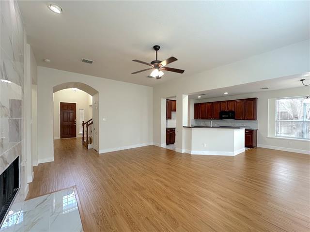Building Photo - 1575 Poets Way