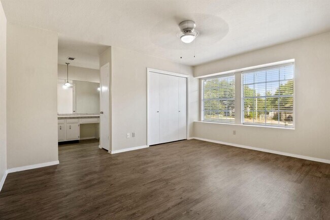 Building Photo - 12214 Forsythe Dr