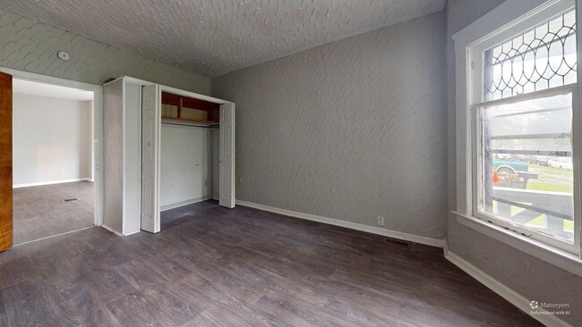 Building Photo - 3889 W.33rd