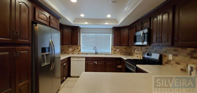 Building Photo - Lovely 3 Bedrooms 2 bath Home For Rent