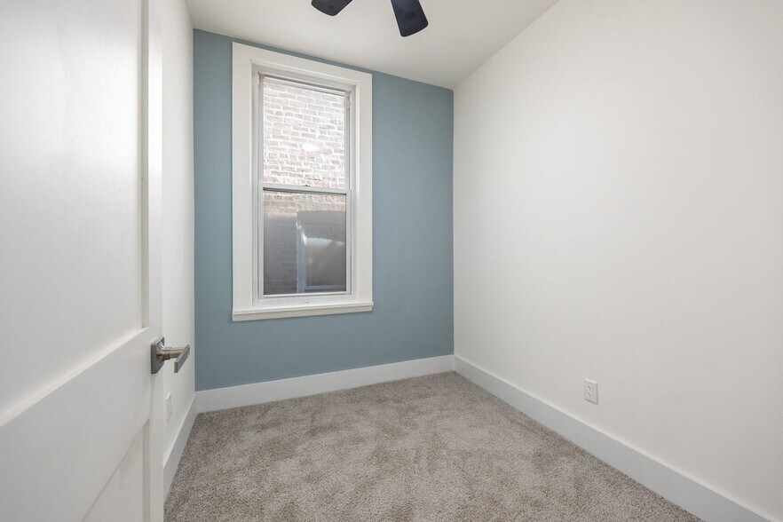 Office - 2924 W 38th Pl