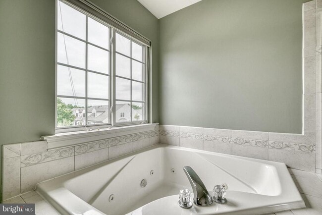 Building Photo - 8112 Winding Ross Way