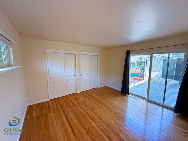Building Photo - 5331 Rimwood Dr