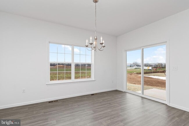 Building Photo - 508 Charleston Dr