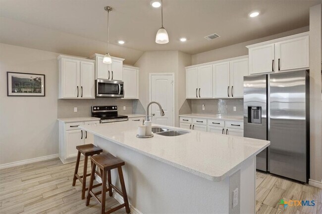 Building Photo - 5737 St Charles Dr