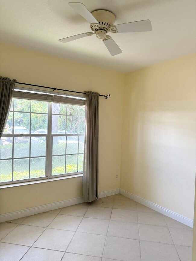 Building Photo - 168 Coconut Key Ln