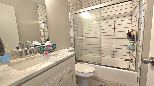Building Photo - 13758 Heywood Ct