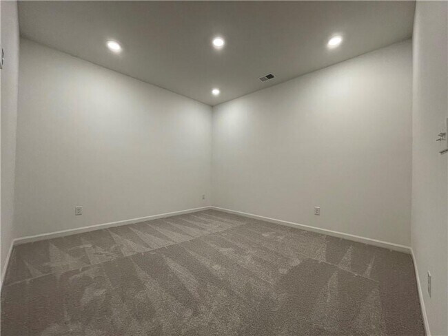 Building Photo - 1597 Tilden Ct