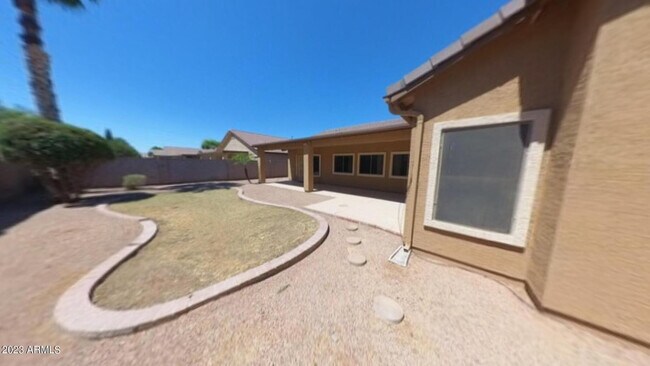 Building Photo - 495 N Bluejay Dr