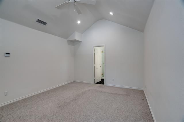 Building Photo - 753 Burr Oak Dr