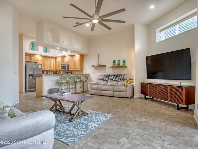 Building Photo - 118 Mediterranean Way