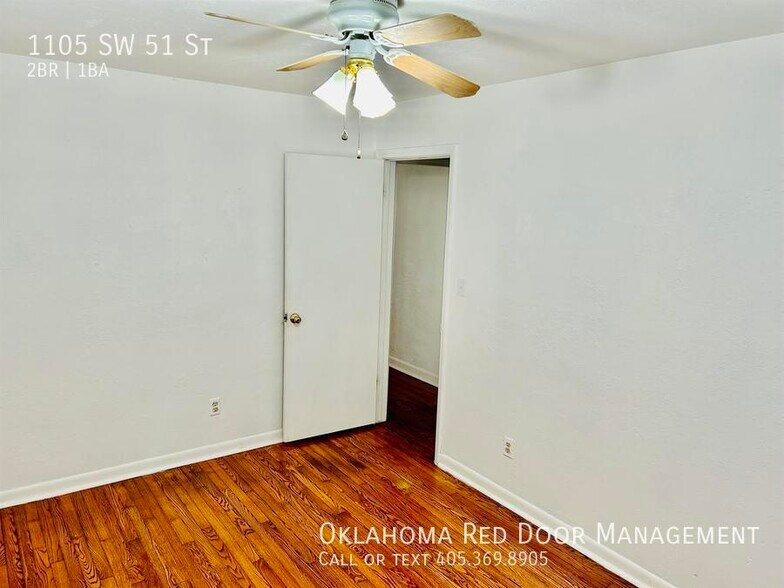 Building Photo - 1105 SW 51st St