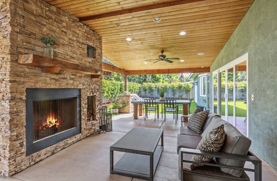 Building Photo - 2348 Colgate Dr