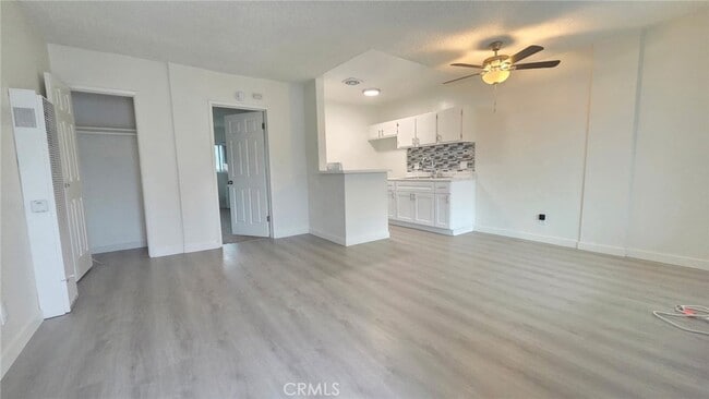 Building Photo - 1803 W Sumac Ln