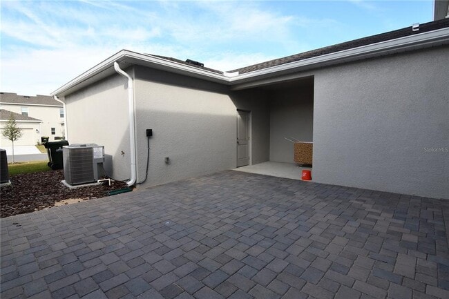 Building Photo - 2852 Haze Rd