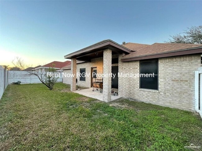 Building Photo - 20 La Vista Ave